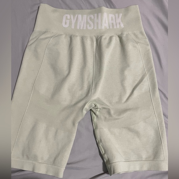Gymshark seamless bike shorts - Picture 2 of 2
